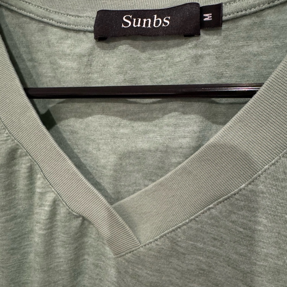 Sage Green V-Neck Tank Top Size M Soft Stretch Sleeveless Casual - Picture 3 of 5